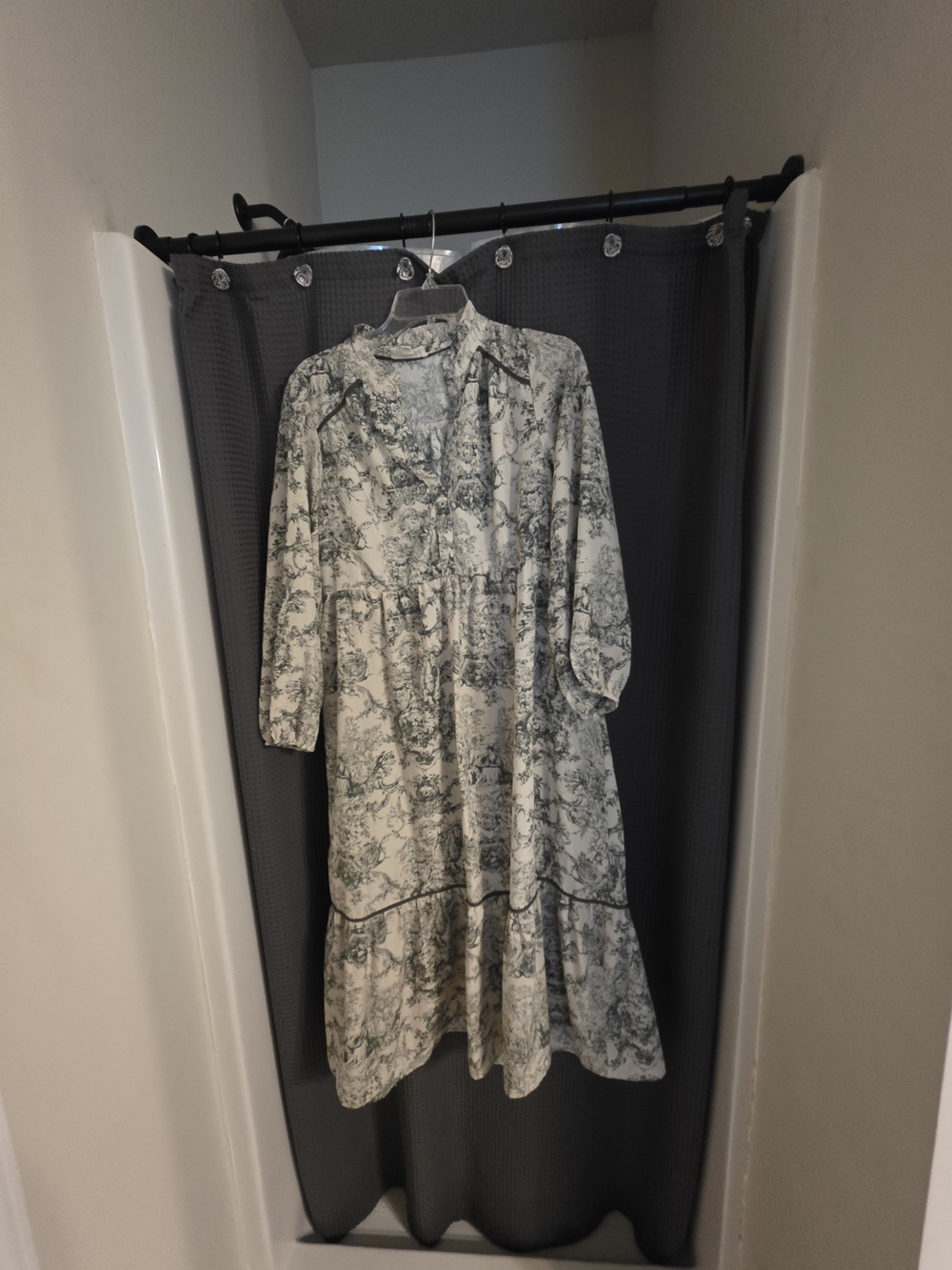 Women's Green Floral Tiered Midi Dress